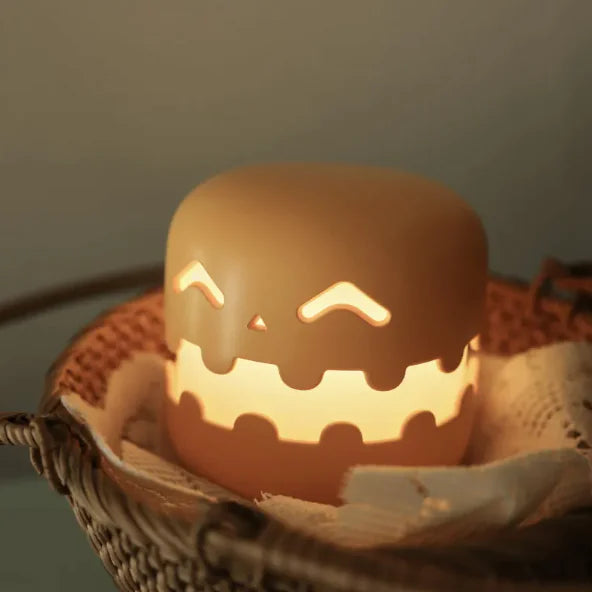 Spooky Glow Pumpkin Lantern – Cozy LED Halloween Light